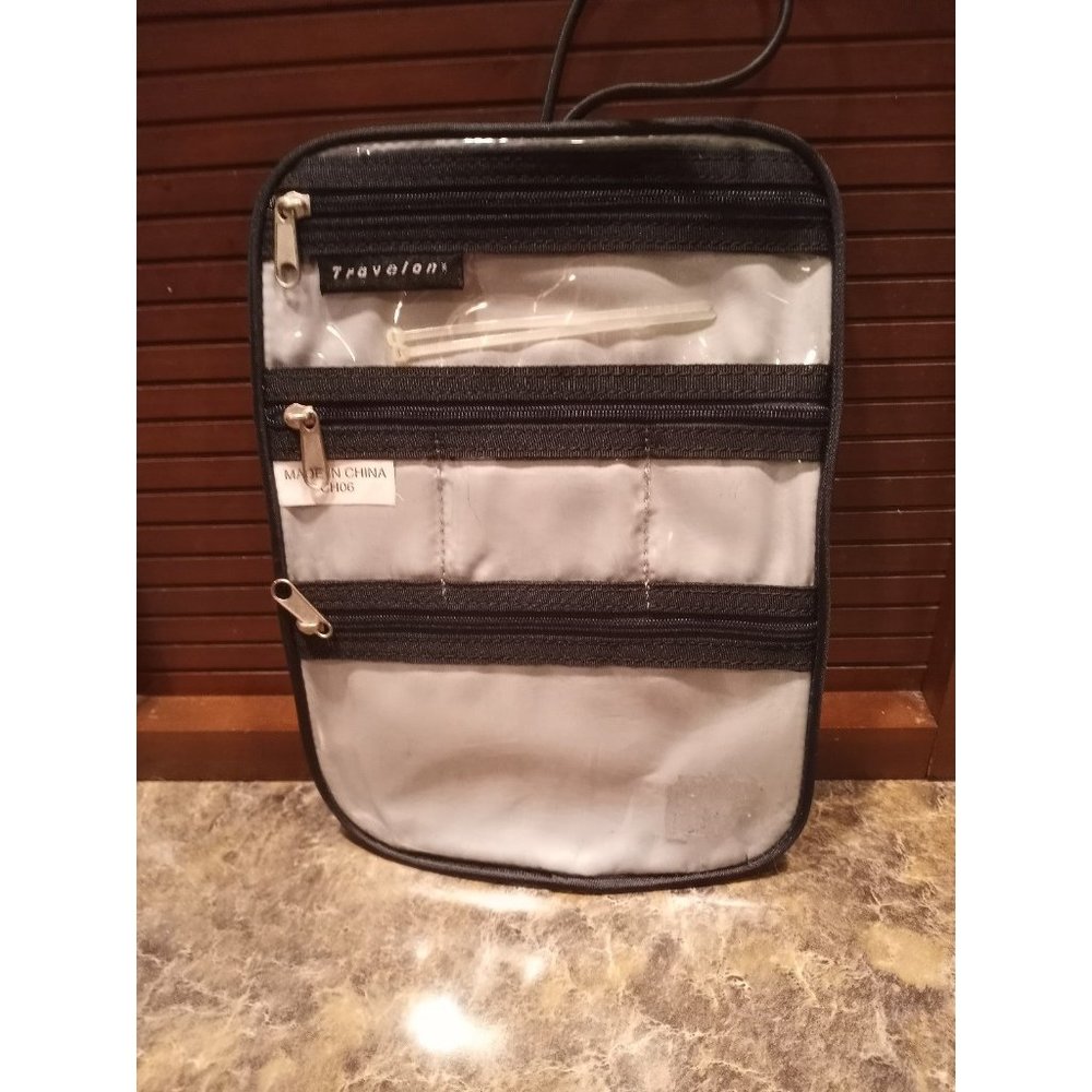 Travelon jewelry keeper or storage